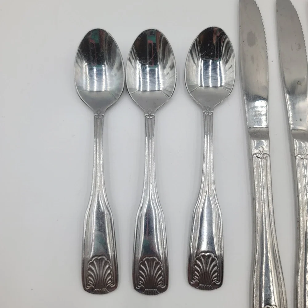 9pc Walco Fanfare Stainless Flatware Knives Teaspoons Shell Scallop ABC 28 18CR